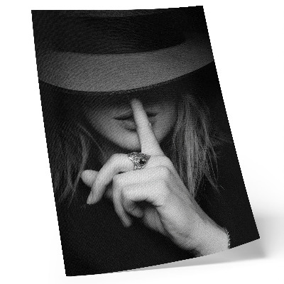 Impression sur toile Figure mystérieuse chapeau silence douceur