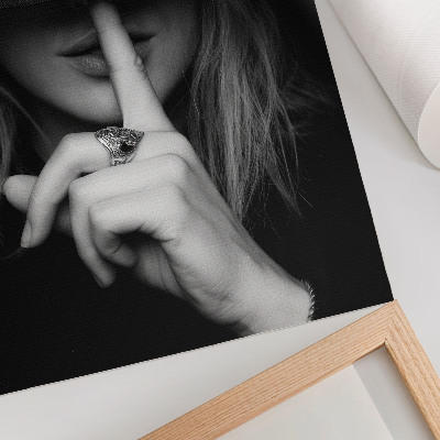 Impression sur toile Figure mystérieuse chapeau silence douceur