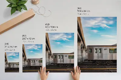 Impression sur toile train moderne sur un pont avec un chat bleu ciel