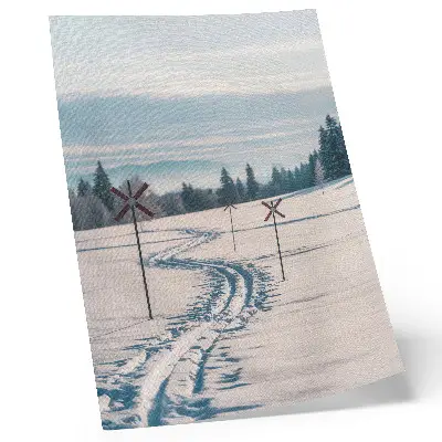 Impression sur toile paysage d'hiver avec pistes de ski, montagnes, arbres et ciel