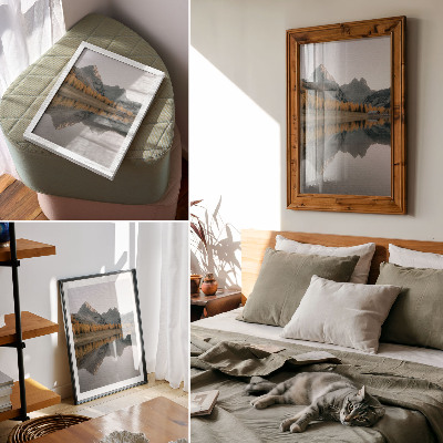 Impression sur toile Lac calme, arbres d'automne, reflets des montagnes, nature