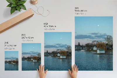 Impression sur toile Le ciel au-dessus du lac, les maisons, la lune, les arbres