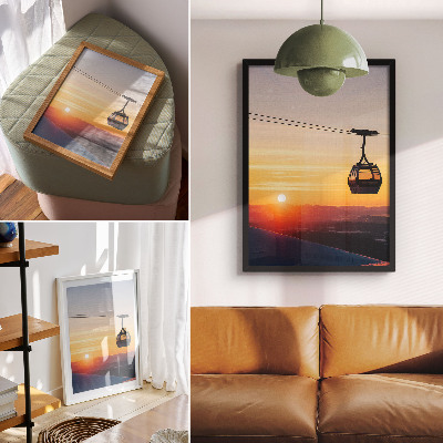Impression sur toile Téléphérique au coucher du soleil dans les montagnes