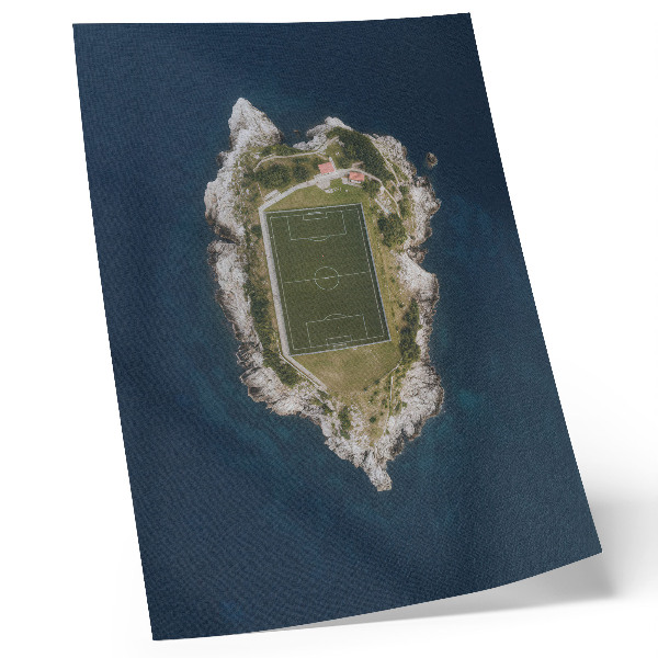 Impression sur toile Un emplacement sur une île entourée d'une mer turquoise