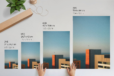 Affiche décorative Modernité, mer, bâtiments, oiseau, immensité, ciel