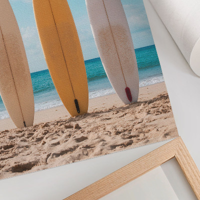 Décoration murale Des planches de surf sur la plage sous un ciel bleu