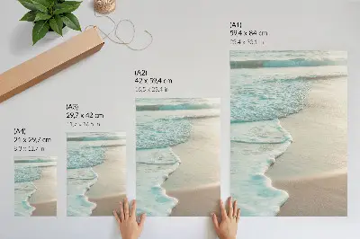 Affiche décorative vagues qui caressent doucement le sable dans une atmosphère calme