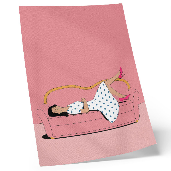 Décoration murale Scène de détente paisible, femme sur canapé rose