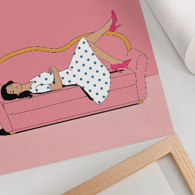 Décoration murale Scène de détente paisible, femme sur canapé rose