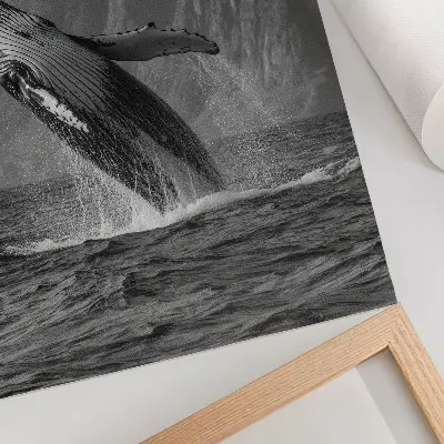Affiche décorative photo d'une baleine sautant devant un paysage montagneux