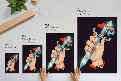 Impression sur toile Main tenant un poignard, détails clignotants