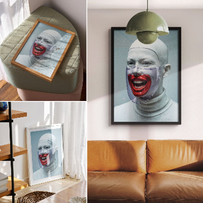 Impression sur toile Visage moderne sous un masque, visage glacé de rouge.