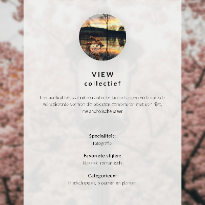Affiche décorative Café avec balcon et vue sur les immeubles de rapport