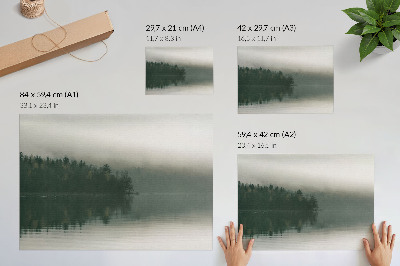 Affiche décorative Paysage forestier brumeux au bord du lac