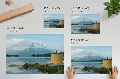 Affiche et poster représentant des montagnes, un lac, des nuages et un pont