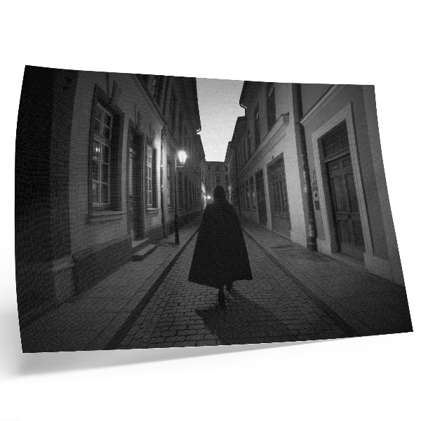 Affiche Rue sombre, silhouette mystérieuse, atmosphère nostalgique