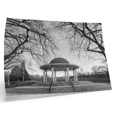 Affiche décorative gloriette élégante et symétrique en noir et blanc