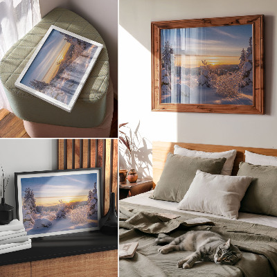 Affiche Paysage d'hiver avec neige et soleil à l'horizon