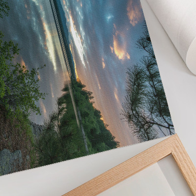Affiche reflets du lac, ciel vert, arbres calmes