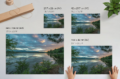 Affiche reflets du lac, ciel vert, arbres calmes