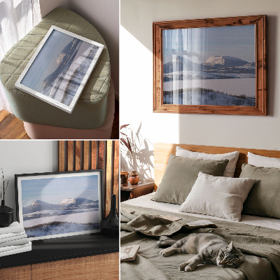Affiche décorative Paysage hivernal de montagnes enneigées, ciel dégagé