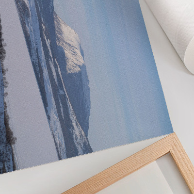 Affiche décorative Paysage hivernal de montagnes enneigées, ciel dégagé