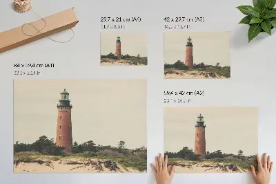 Affiche décorative représentant un phare, du sable et des arbres en harmonie avec la nature