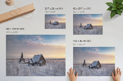Affiche décorative Un paysage hivernal paisible avec une église en bois
