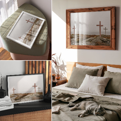 Affiche décorative Trois croix en bois, colline brumeuse, nature