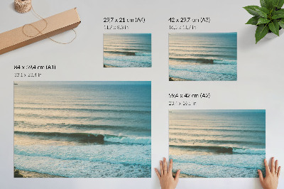 Affiche décorative vagues océaniques calmes à l'horizon surfeurs
