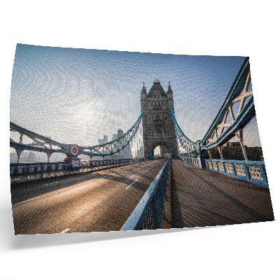 Affiche décorative Un pont urbain classique sous le soleil