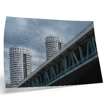 Affiche décorative représentant des ponts et des gratte-ciel mettant en valeur la modernité, la symétrie et l'élégance
