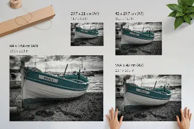 Affiche et poster bateau sur la plage sur le thème de la paix, du rêve et de l'aventure