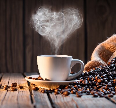 Store intérieur une tasse de café