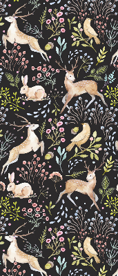 Store intérieur fenêtre avec motifs de chevreuils, d'oiseaux et de lapins
