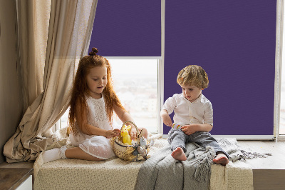 Store intérieur fenêtre violet
