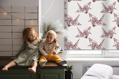 Store intérieur en forme de cygnes en origami