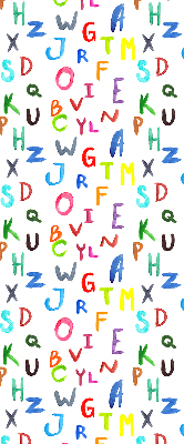 Store intérieur fenêtre avec lettres colorées