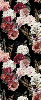 Store intérieur avec un bouquet de roses