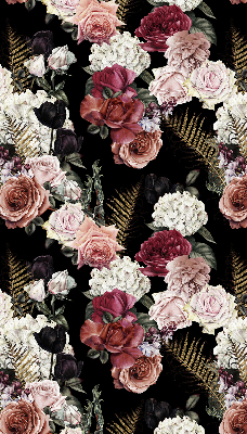 Store intérieur avec un bouquet de roses