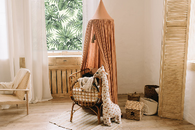 Store intérieur avec feuilles variées