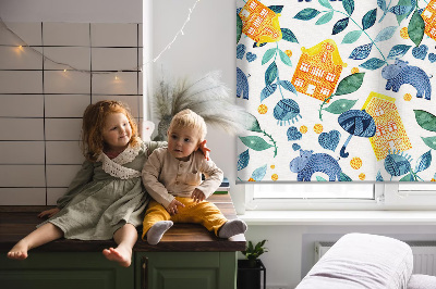 Maisons jaunes avec des plantes bleues