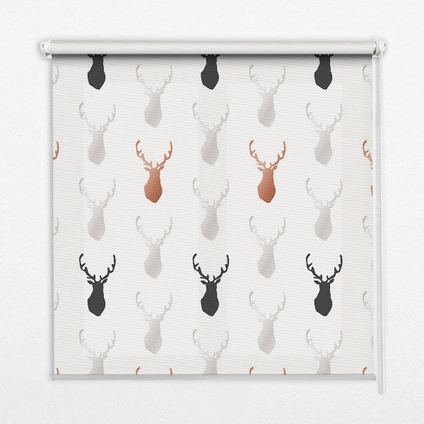 Store enrouleur avec têtes de cerf dessinées