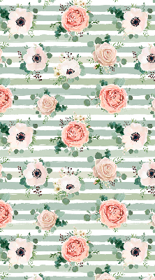 Store intérieur avec des roses sur des rayures horizontales vertes