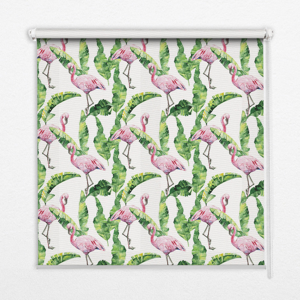 Store intérieur fenêtre avec flamants roses près des feuilles