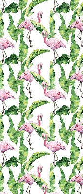 Store intérieur fenêtre avec flamants roses près des feuilles