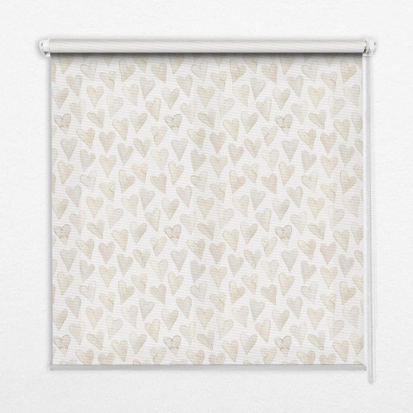 Store intérieur de couleur beige avec des cœurs