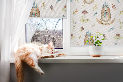 Store intérieur avec ours en peluche et plantes