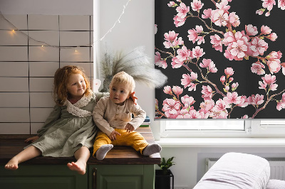 Store intérieur fenêtre pour fleurs de l'arbre