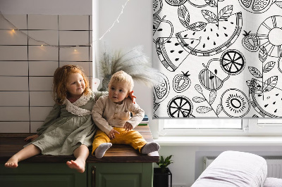 Store intérieur pour fruits dessinés